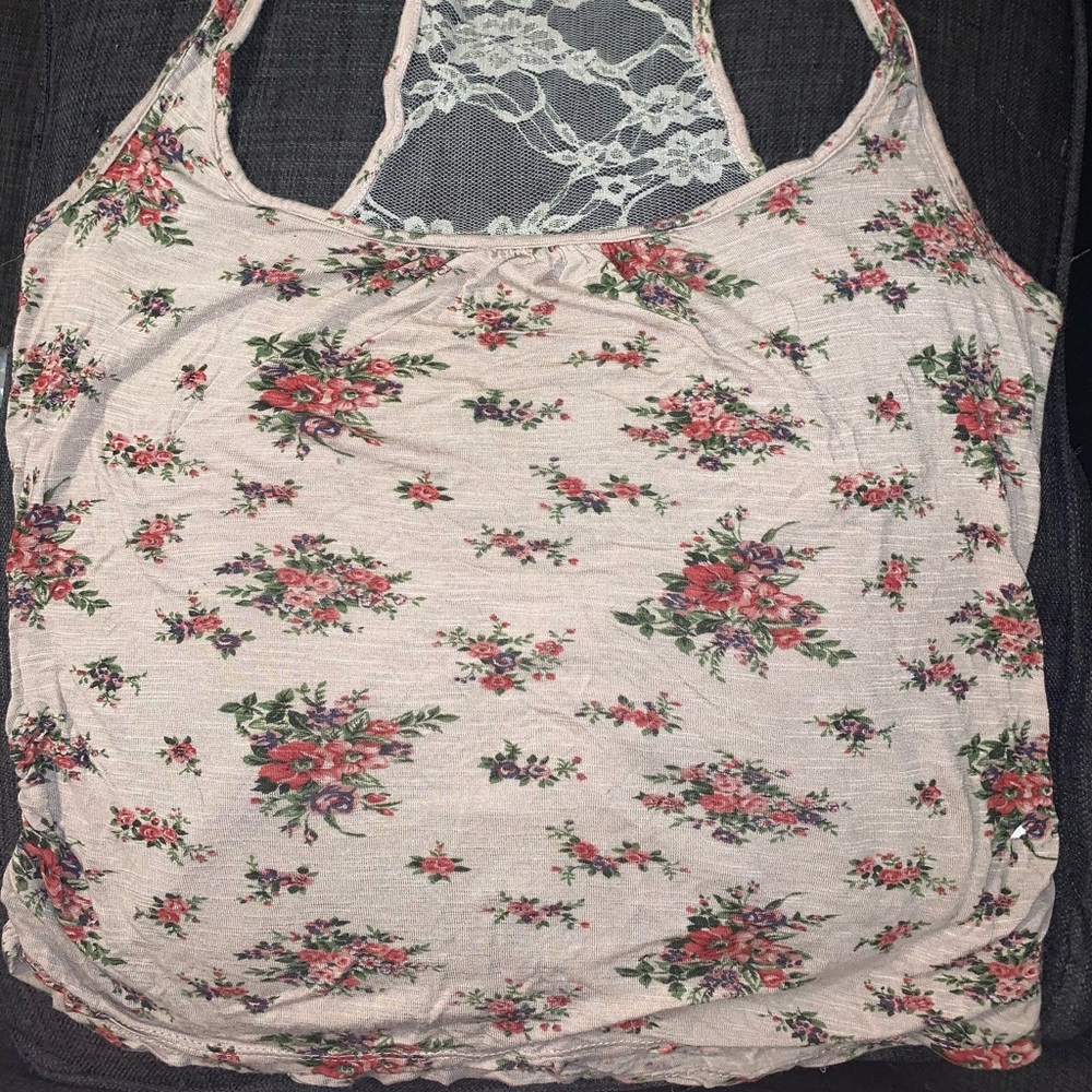 Beautiful flowy flower tank top